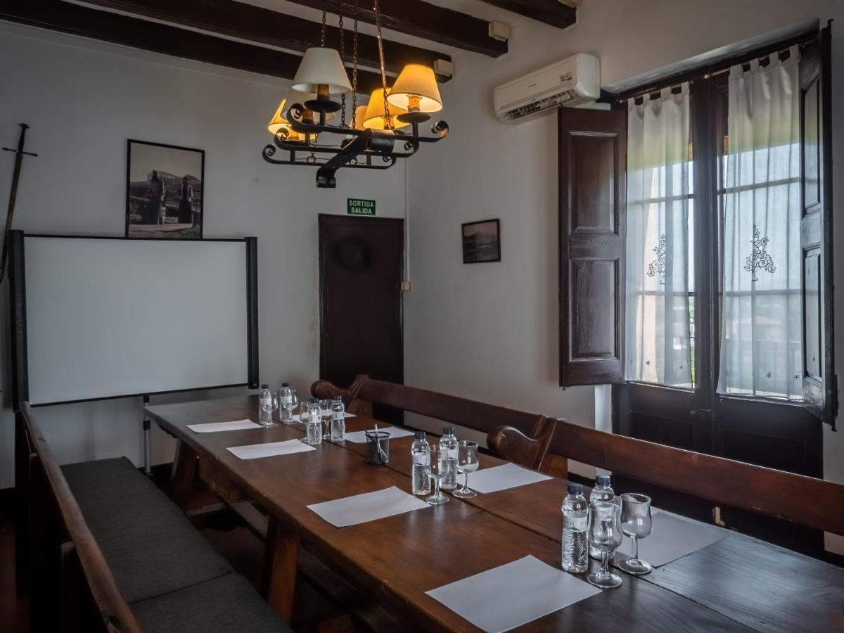 Masia Can Sala Hotel 3*